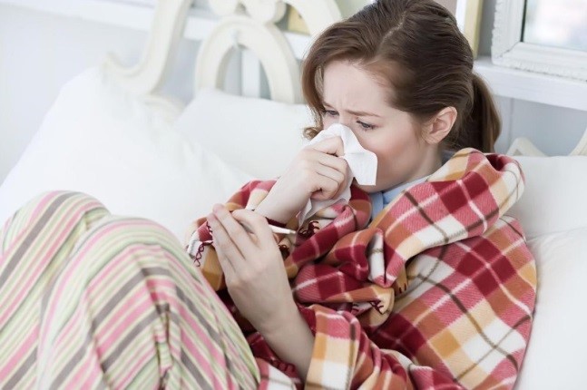 Đặc trưng của sốt cúm là ho nhiều, sốt cao